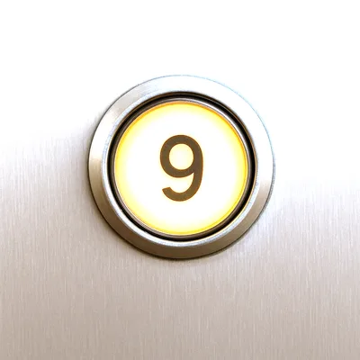 nono: il numero 9 dell’ascensore